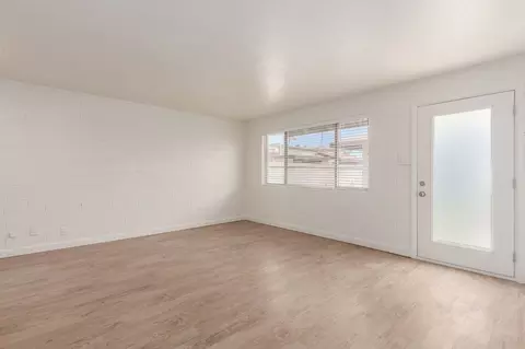 2930 N 38th St, Phoenix, AZ 85018
