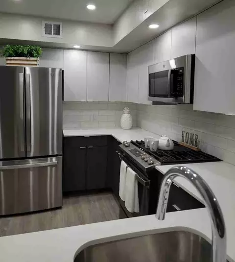 20 Haws Ln, Flourtown, PA 19031
