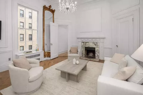 3 E 9th St, New York, NY 10003