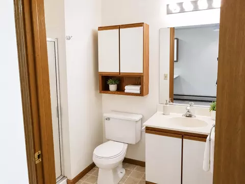 404 E Wilson St, Madison, WI 53703