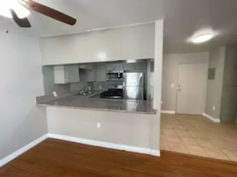1618 Schrader Blvd, Los Angeles, CA 90028