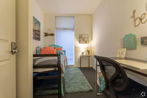 1000 Diamond St, Philadelphia, PA 19122