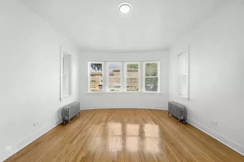 8101 S Drexel Ave, Chicago, IL 60619