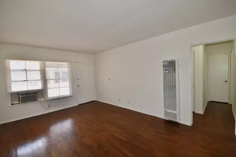 4658 Colfax Ave, Los Angeles, CA 91602