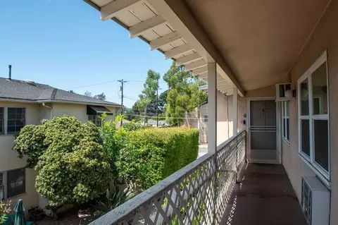 4658 Colfax Ave, Los Angeles, CA 91602 photo 5