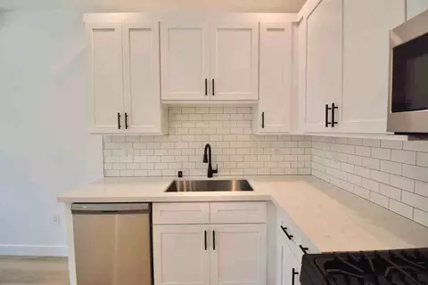 4658 Colfax Ave, Los Angeles, CA 91602 photo 23