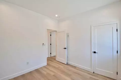 4658 Colfax Ave, Los Angeles, CA 91602 photo 26
