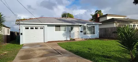 431 8th St, Imperial Beach, CA 91932