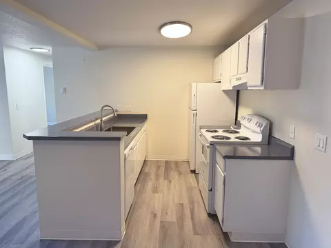 327 S 177th Pl, Burien, WA 98148