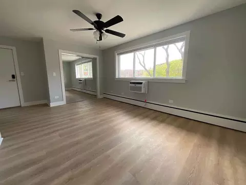 7603 N Greenview Ave, Chicago, IL 60626