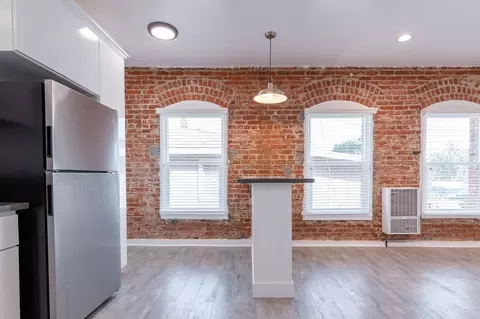 3048 W 12th St, Los Angeles, CA 90006
