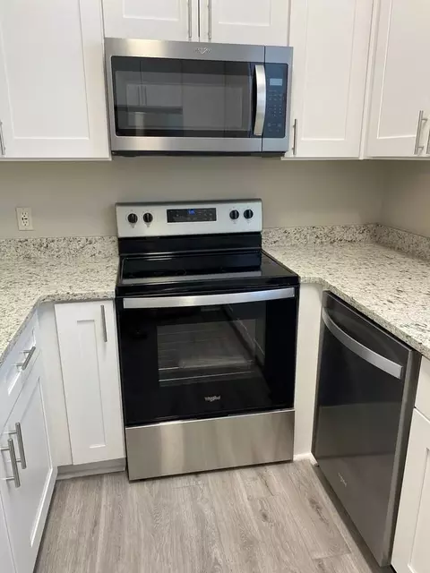 3420 University Blvd S, Jacksonville, FL 32216