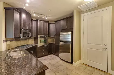 2700 NW Pine Cone Dr, Issaquah, WA 98027