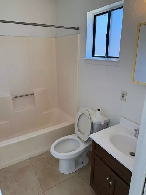 1116 Plain St, Las Cruces, NM 88001