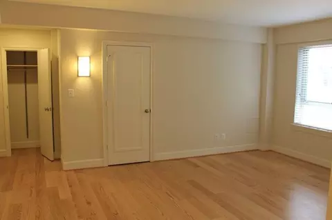 2745 29th St NW, Washington, DC 20008