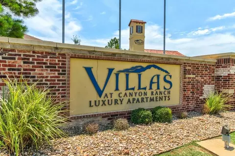 11308 SW 5th St, Yukon, OK 73099