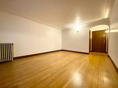 508 Summit Ave E, Seattle, WA 98102
