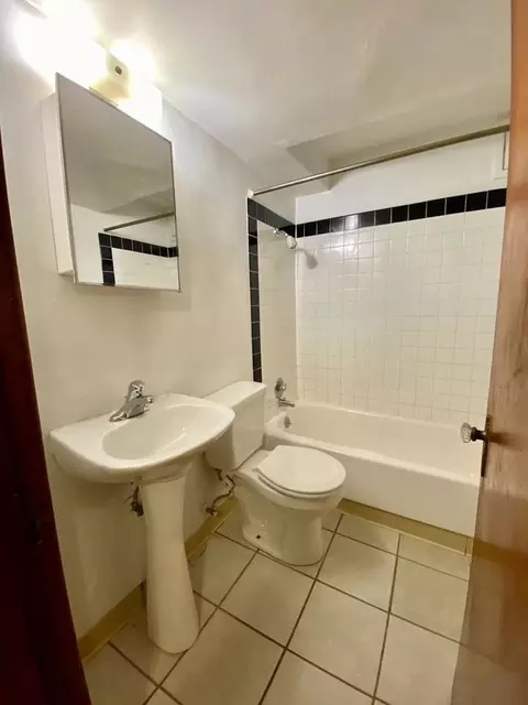 508 Summit Ave E, Seattle, WA 98102 photo 6