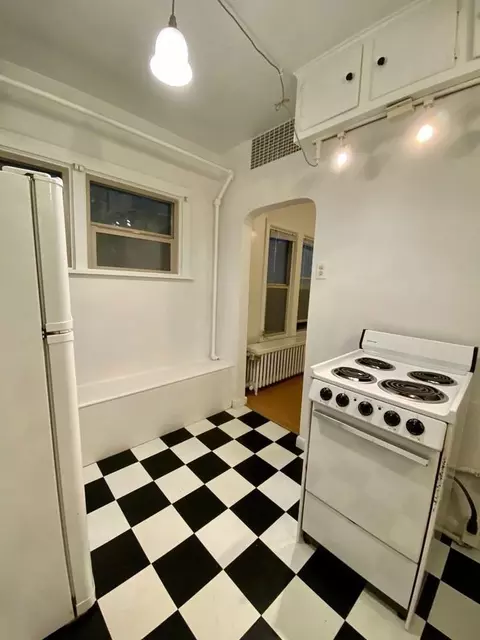 508 Summit Ave E, Seattle, WA 98102 photo 9