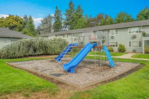 441 SE 111th Ave, Portland, OR 97216