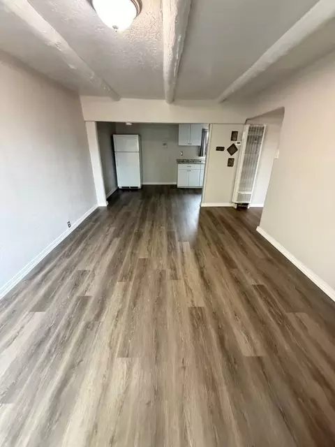 426 Towner Ave NW, Albuquerque, NM 87102