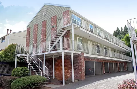 3803 3805 Se Cesar Chavez Blvd, Portland, OR 97202