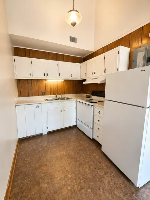 207 Audubon Dr, Danville, VA 24540