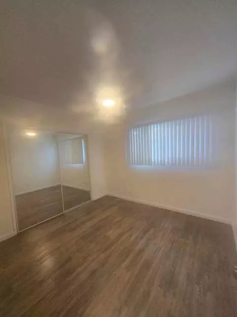 322 N Isabel St, Glendale, CA 91206 photo 4