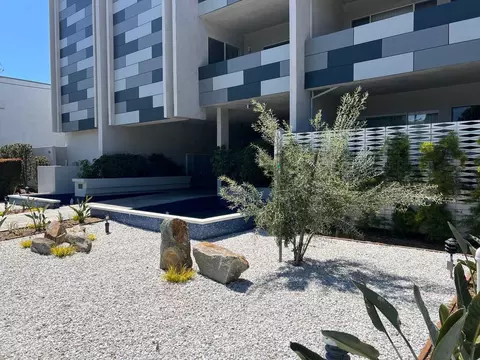 4445 Colbath Ave, Sherman Oaks, CA 91423