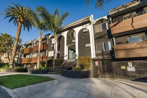 4444 Ensign Ave, Los Angeles, CA 91602