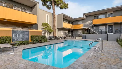 W Burbank Blvd, Burbank, CA 91502 photo 17