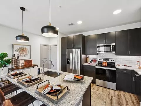 301 Mercedes St, Benbrook, TX 76126 photo 3