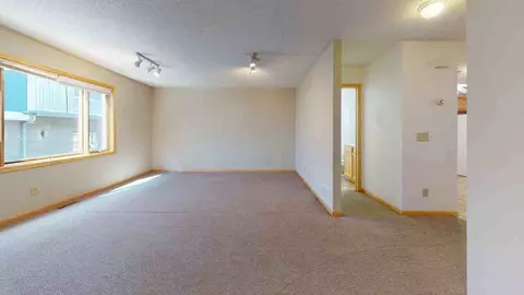412 4th St SE, Minneapolis, MN 55414