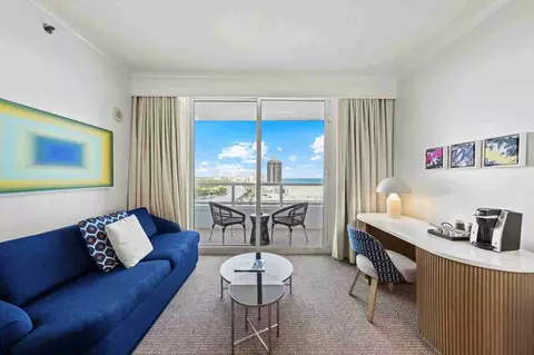 4401 Collins Ave, Miami Beach, FL 33140