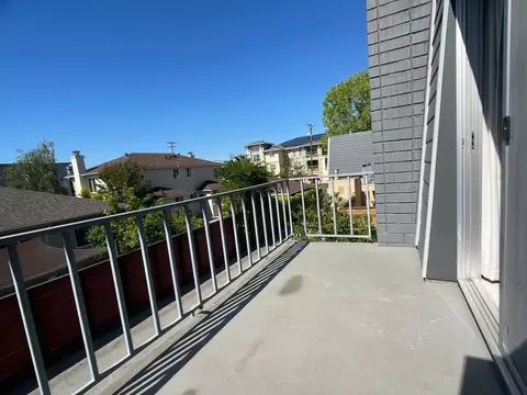 2712 Flores St, San Mateo, CA 94403