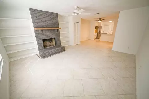 32303 Pullen Rd, Tallahassee, FL 32303