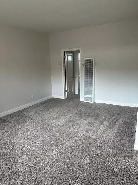 24035 Ocean Ave, Torrance, CA 90505
