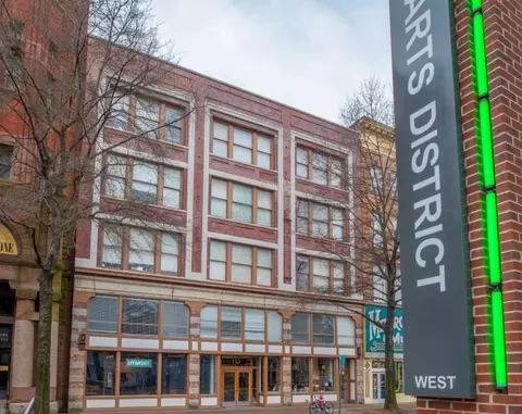 115 W Broad St, Richmond, VA 23220