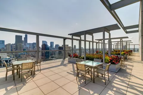 805 N La Salle Dr, Chicago, IL 60610 photo 49