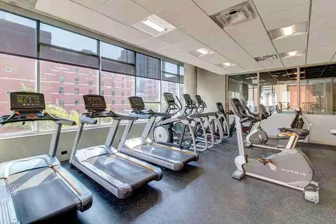 805 N La Salle Dr, Chicago, IL 60610 photo 35
