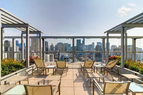 805 N La Salle Dr, Chicago, IL 60610 photo 40