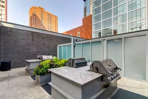 805 N La Salle Dr, Chicago, IL 60610 photo 42