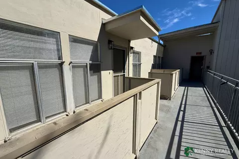 621 Chestnut St, San Carlos, CA 94070