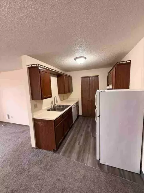 3505 Beaver Ave, Des Moines, IA 50310