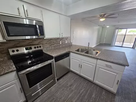 2642 W Lincoln Ave, Anaheim, CA 92801