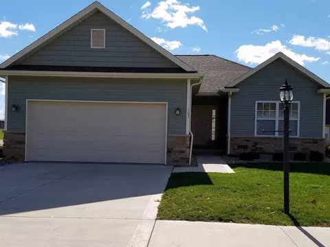 101 Briar Ridge Cir, Warsaw, IN 46582