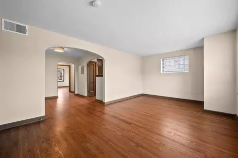 4616 Sulphur Ave, Saint Louis, MO 63109
