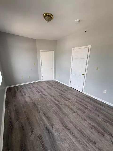 102 Beech St, Paterson, NJ 07501