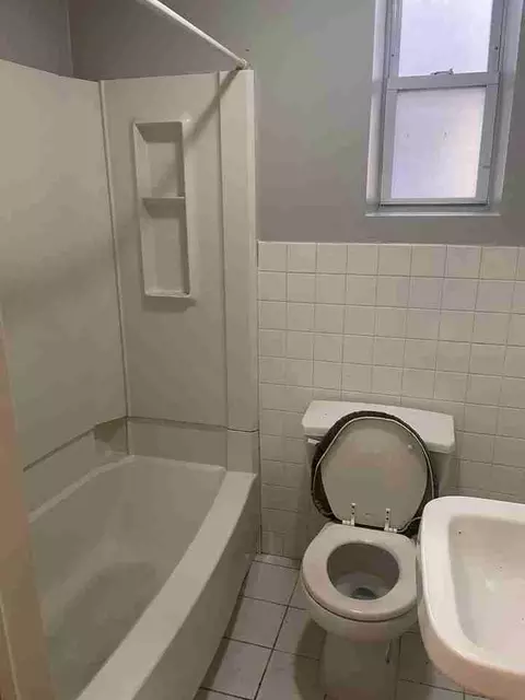102 Beech St, Paterson, NJ 07501