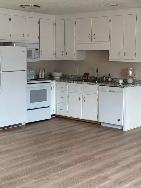 150 Brookview Ter, Winder, GA 30680
